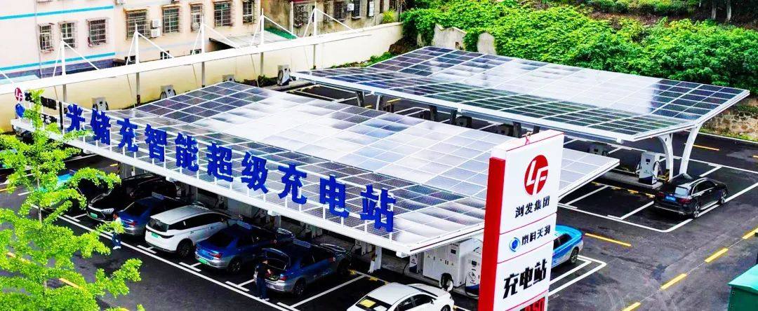 泰科天润 |「湖南首座全碳化硅」新能源汽车充电站，在浏阳投入运营！
