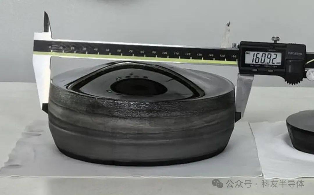 喜报|让碳化硅疯狂生长-科友半导体晶体厚度突破80mm！